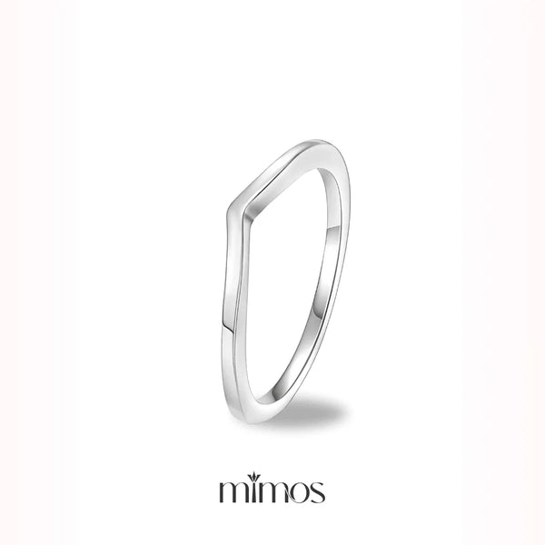 Classic V Ring